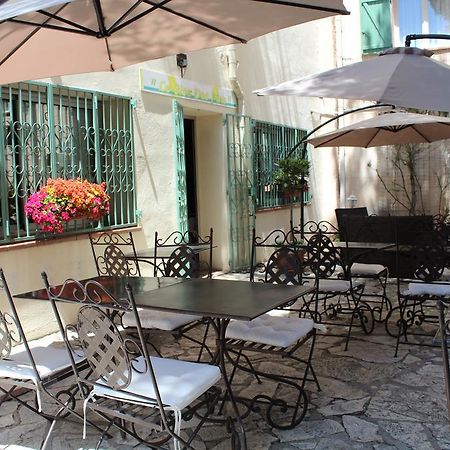 Hotel Le Clos Des Pins Six-Fours-les-Plages Zewnętrze zdjęcie